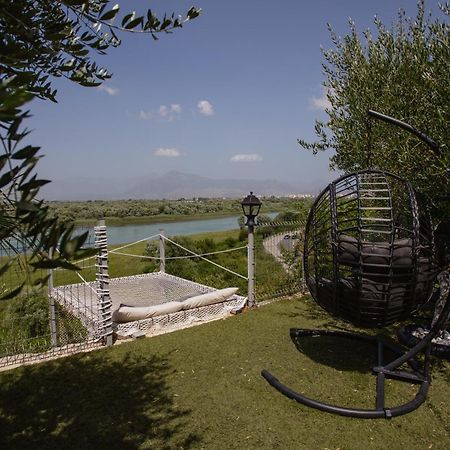 446 Tiny House Shiroke Villa Bagian luar foto